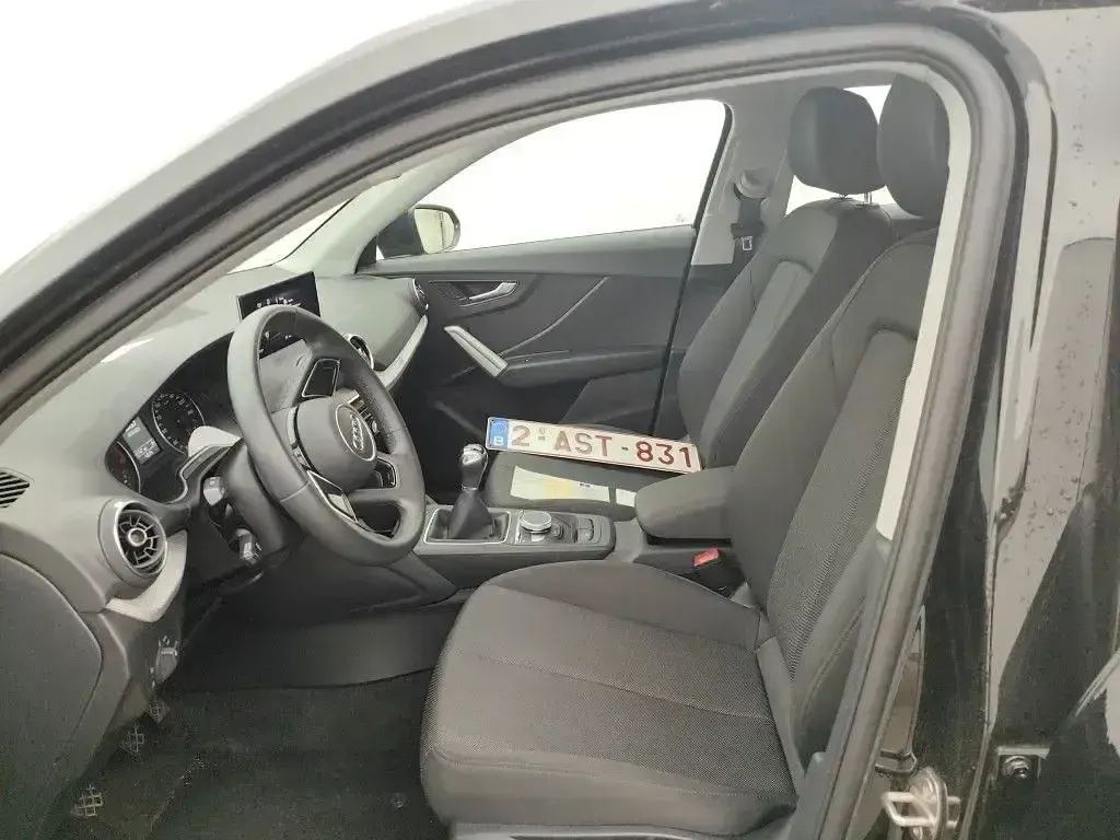 Usado Audi Q2 110 CV (80 kW) 2021 Negro SUV