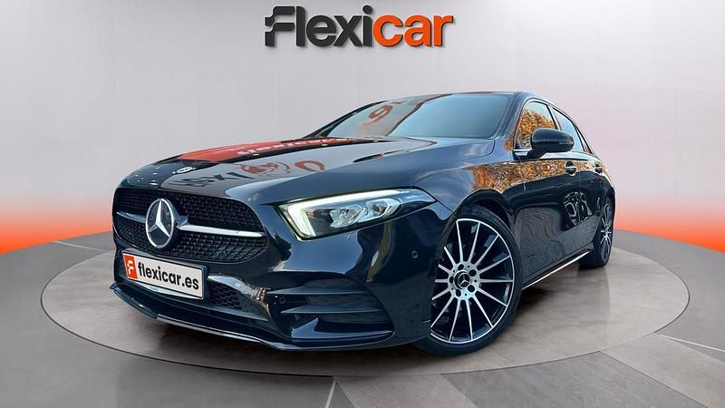 Usado Mercedes A200 150 CV (110 kW) 2021 Negro Berlina
