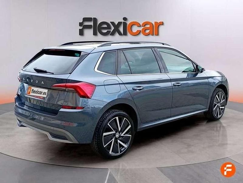 Usado Skoda Kamiq Active 110 CV (80 kW) 2021 Gris SUV