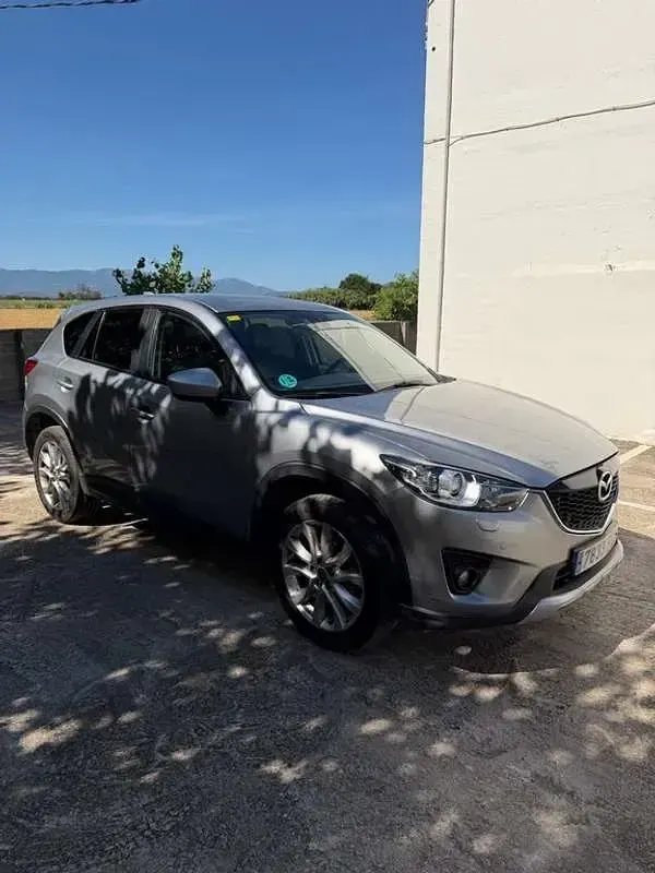 Usado Mazda CX-5 Luxury 174 CV (127 kW) 2014 Gris SUV