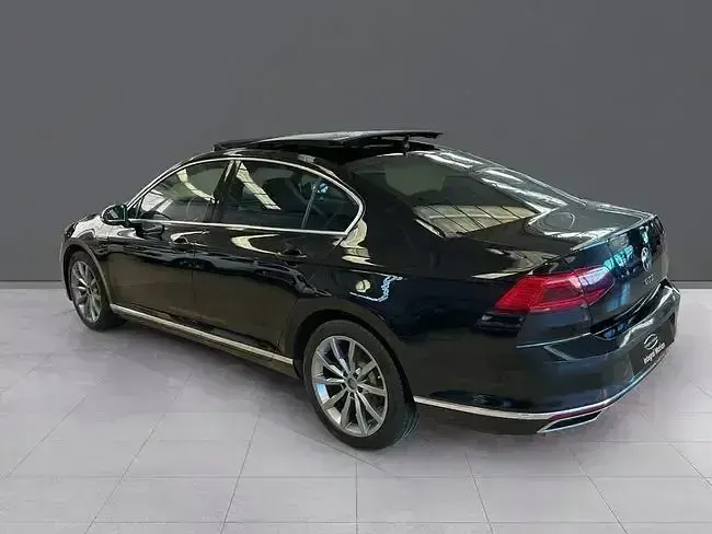 Usado VW Passat GTE 217 CV (159 kW) 2021 Negro Berlina