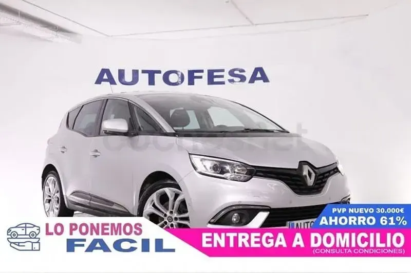 Usado Renault Scénic LIMITED 120 CV (88 kW) 2019 Gris / plata Monovolumen