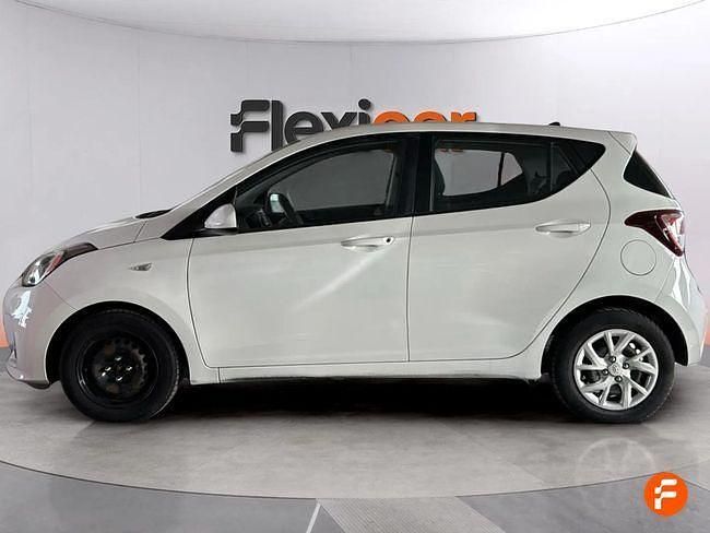 Usado Hyundai i10 67 CV (49 kW) 2020 Blanco Utilitario