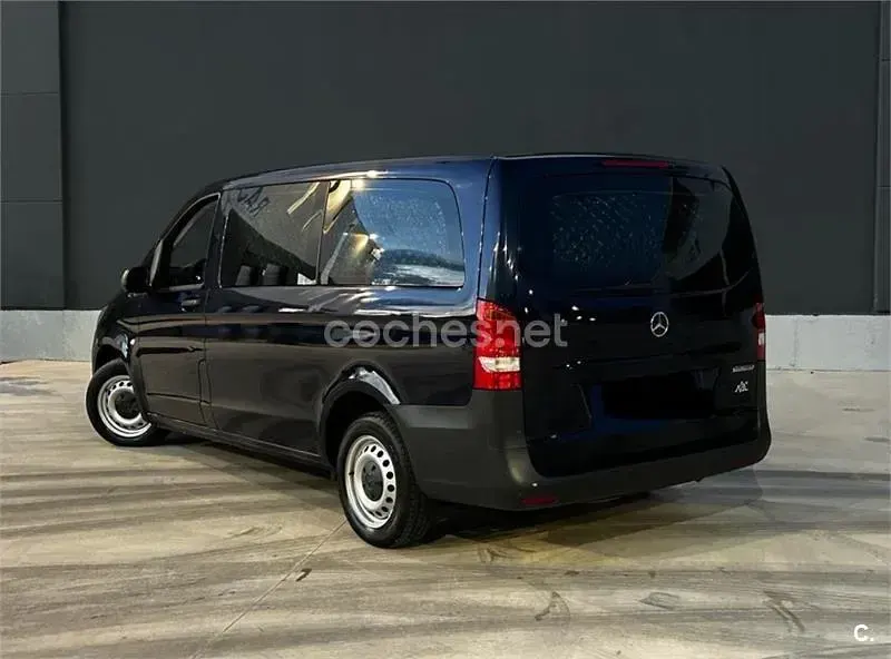 Usado Mercedes Vito Marco Polo 88 CV (64 kW) 2017 Azul Van