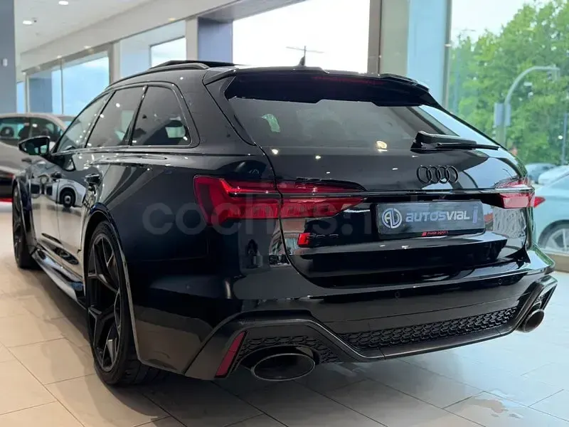 Usado Audi RS6 Performance 630 CV (463 kW) 2025 Negro Familiar