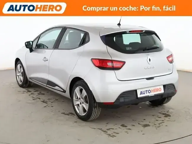 Usado Renault Clio IV Dynamique 90 CV (66 kW) 2016 Gris Berlina