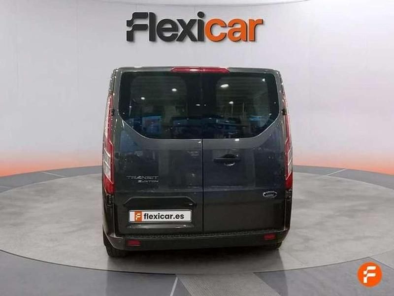 Usado Ford Transit Custom Trend 131 CV (96 kW) 2023 Gris Familiar