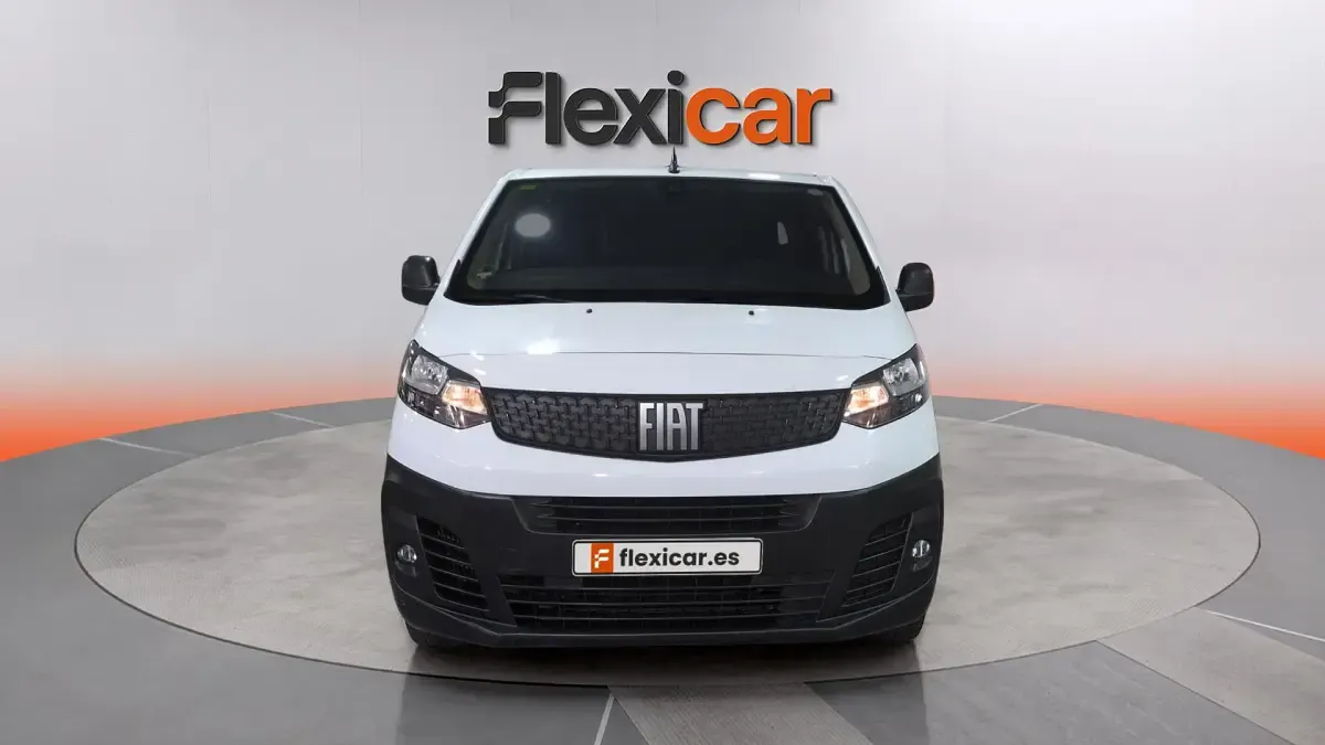 Usado Fiat Scudo 120 CV (88 kW) 2023 Blanco Van