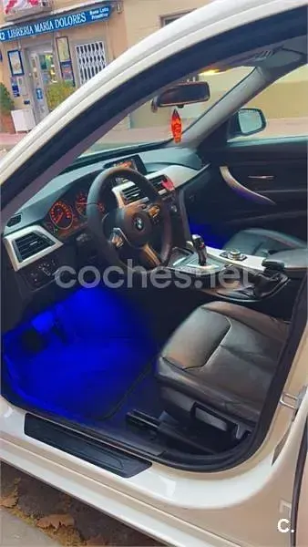 Usado BMW 318 Sport Line 143 CV (105 kW) 2014 Blanco Berlina