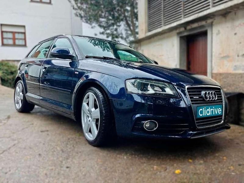Usado Audi A3 Sportback Ambition 170 CV (125 kW) 2009 Azul Utilitario
