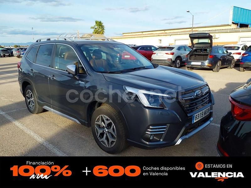 Gris / plata Usado 2023 Subaru Forester SUV | 26.450 € (Precio justo) - Imagen 1/4