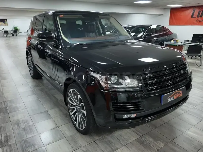 Usado Land Rover Range Rover Vogue 258 CV (189 kW) 2016 Negro SUV