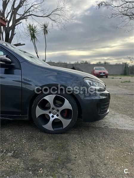 Usado VW Golf VI GTI 210 CV (154 kW) 2010 Negro Utilitario