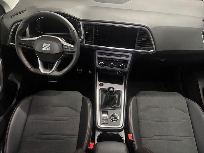 Usado Seat Ateca FR 150 CV (110 kW) 2025 Blanco SUV