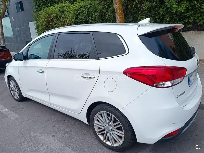 Usado Kia Carens 135 CV (99 kW) 2017 Blanco Monovolumen