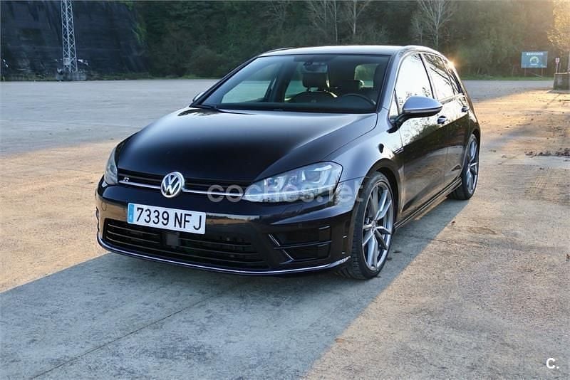Usado VW Golf VII R 300 HP (220 kW) 2014 Preto Sedan