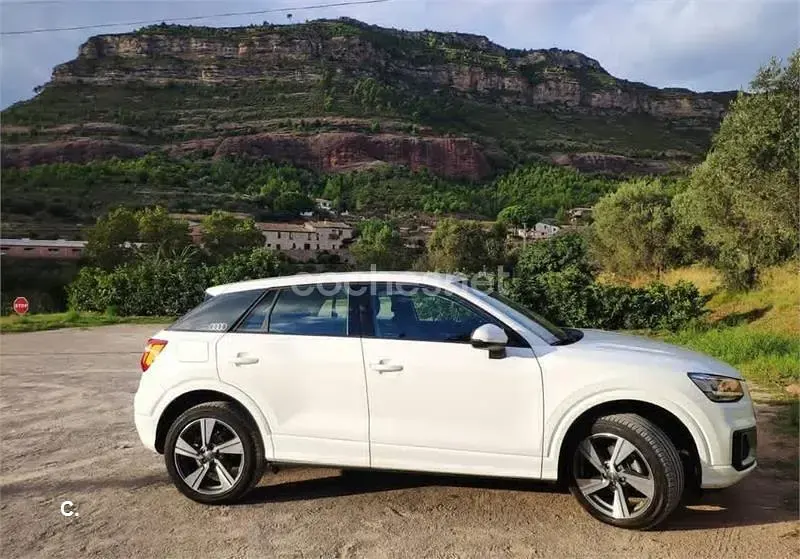 Usado Audi Q2 Sport 116 CV (85 kW) 2019 Blanco SUV