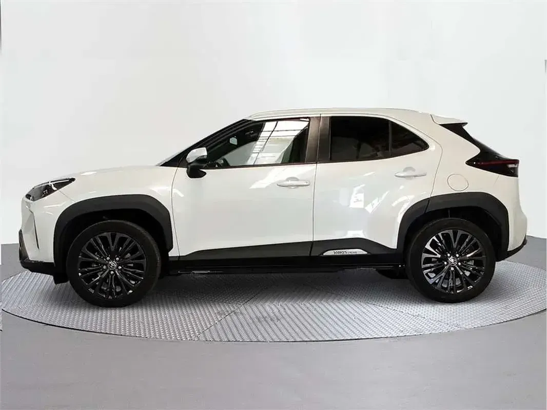 Usado Toyota Yaris Cross 116 CV (85 kW) 2024 SUV