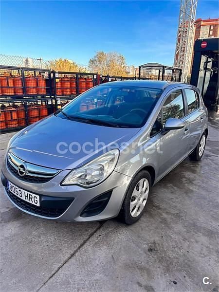 Gris / plata Usado 2013 Opel Corsa Selective Berlina | 5000 € (Precio justo) - Imagen 1/4