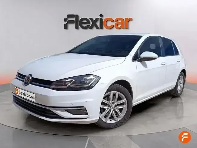 Usado VW Golf VII 116 CV (85 kW) 2018 Blanco Utilitario
