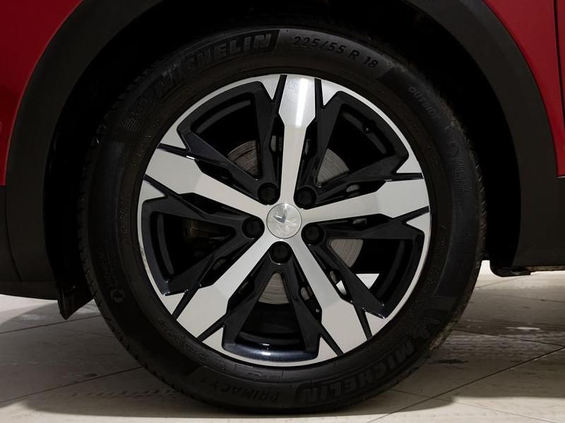 Usado Peugeot 3008 GT 130 CV (95 kW) 2022 Rojo SUV