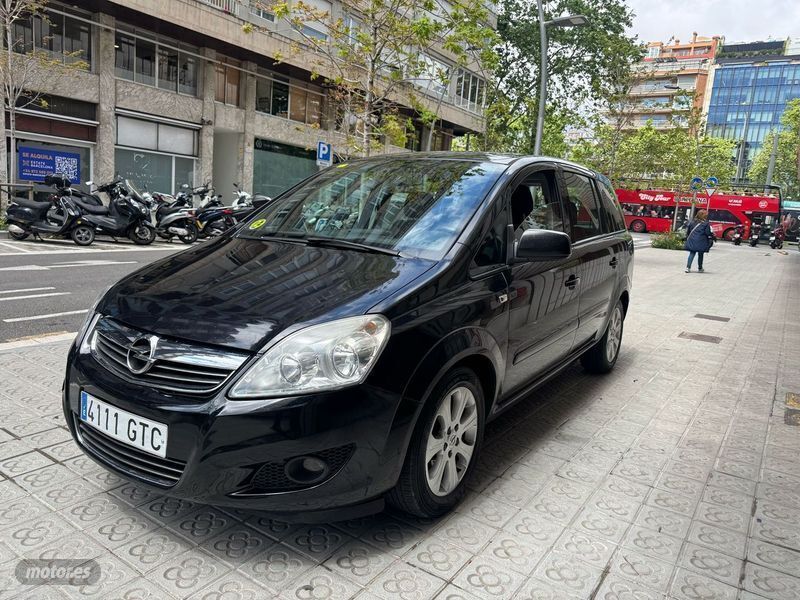 Negro Usado 2010 Opel Zafira Essentia Monovolumen | 5500 € (Un poco caro) - Imagen 1/4