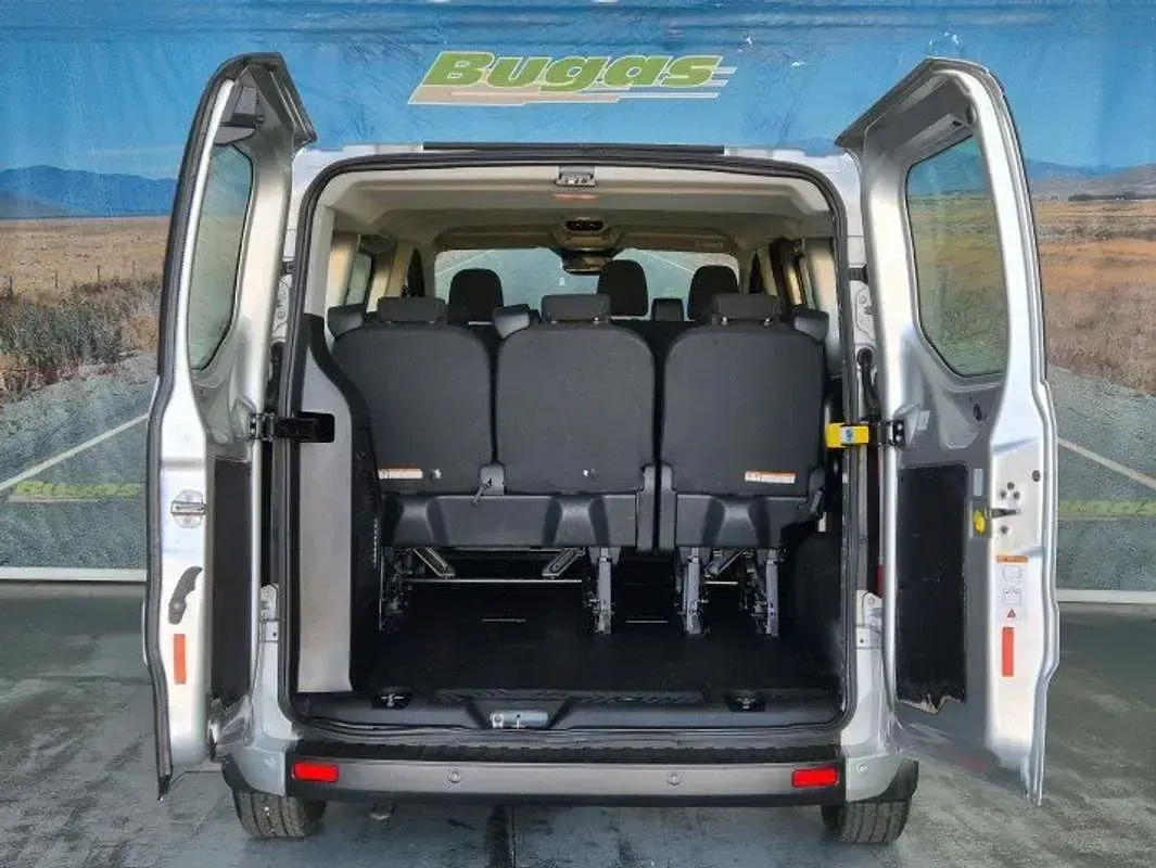 Usado Ford Transit Custom 131 CV (96 kW) 2021 Gris Familiar
