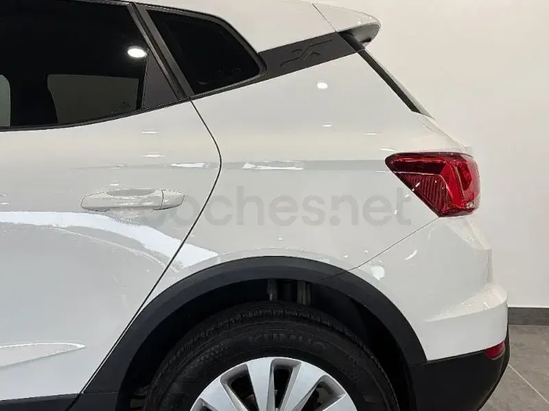 Usado Seat Arona Style 115 CV (84 kW) 2019 Blanco SUV
