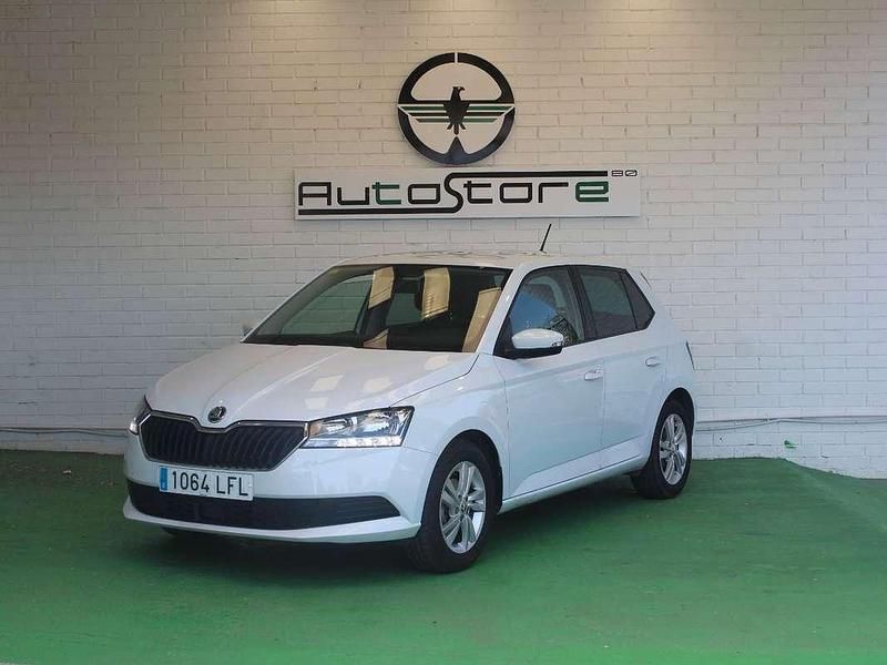 Blanco Usado 2020 Skoda Fabia Ambition Utilitario | 11.590 € (Precio justo) - Imagen 1/4
