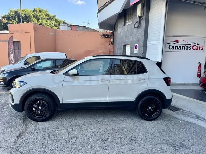 Usado VW T-Cross Life 95 CV (69 kW) 2024 Beige SUV