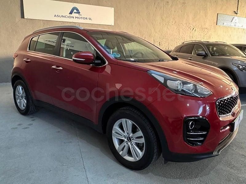 Usado Kia Sportage 115 CV (84 kW) 2016 Granate SUV