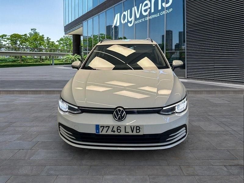 Usado VW Golf VII 115 CV (84 kW) 2021 Blanco Familiar