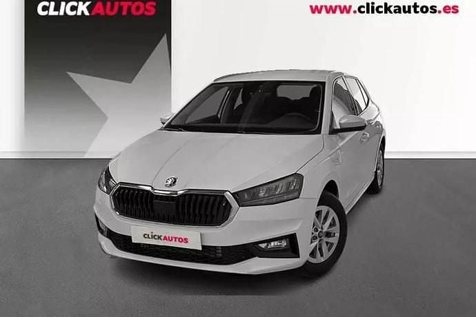 Usado Skoda Fabia Selection 115 CV (84 kW) 2025 Plata Utilitario