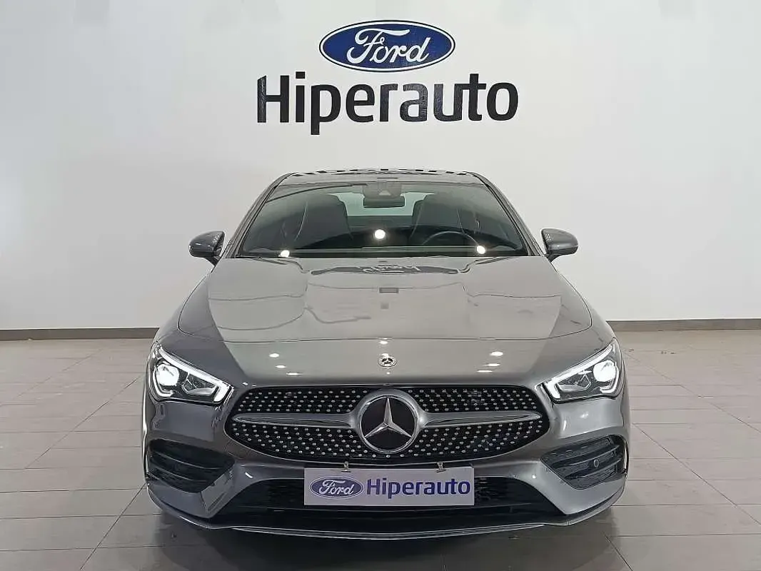 Usado Mercedes CLA200 163 CV (119 kW) 2022 Gris Coupe