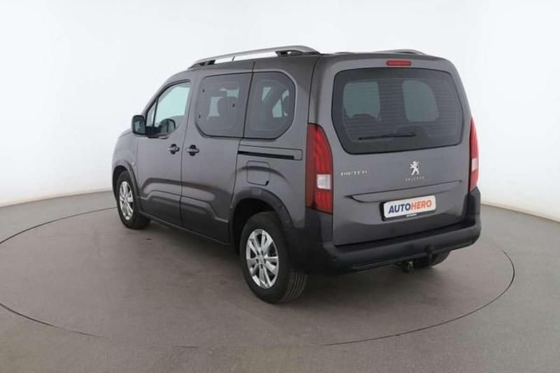 Usado Peugeot Rifter Active 131 CV (96 kW) 2020 Gris Monovolumen