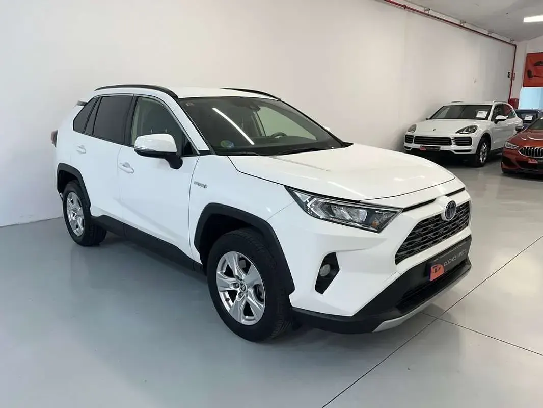 Usado Toyota RAV4 Hybrid Advance 218 CV (160 kW) 2020 Blanco SUV