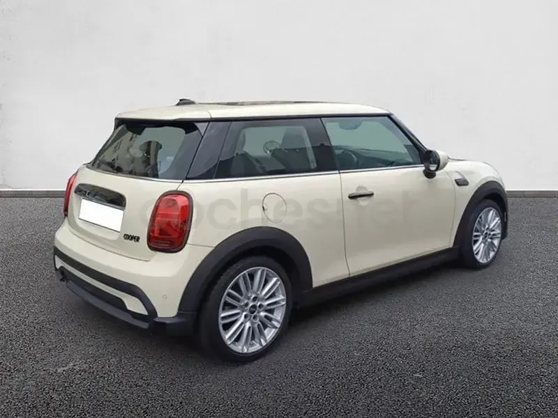 Usado Mini Cooper 136 CV (100 kW) 2021 Blanco Utilitario