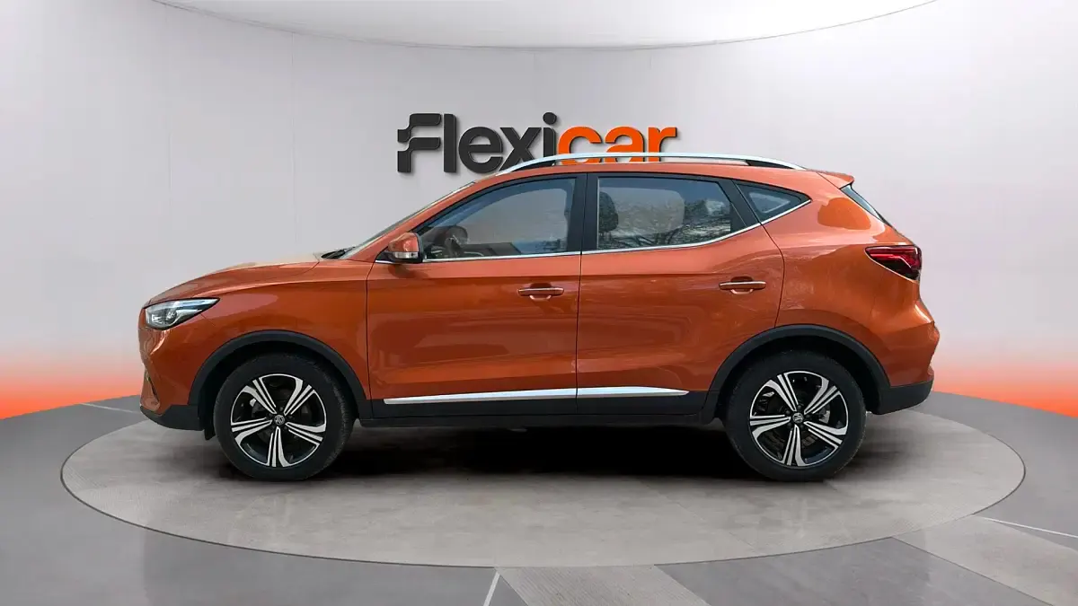 Usado MG ZS Comfort 116 CV (85 kW) 2025 Naranja SUV