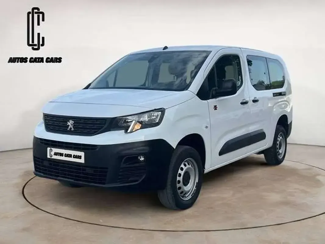 Usado Peugeot Partner Premium 131 CV (96 kW) 2022 Blanco Monovolumen