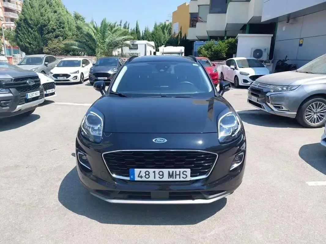 Usado Ford Puma Titanium 125 CV (91 kW) 2023 Negro SUV