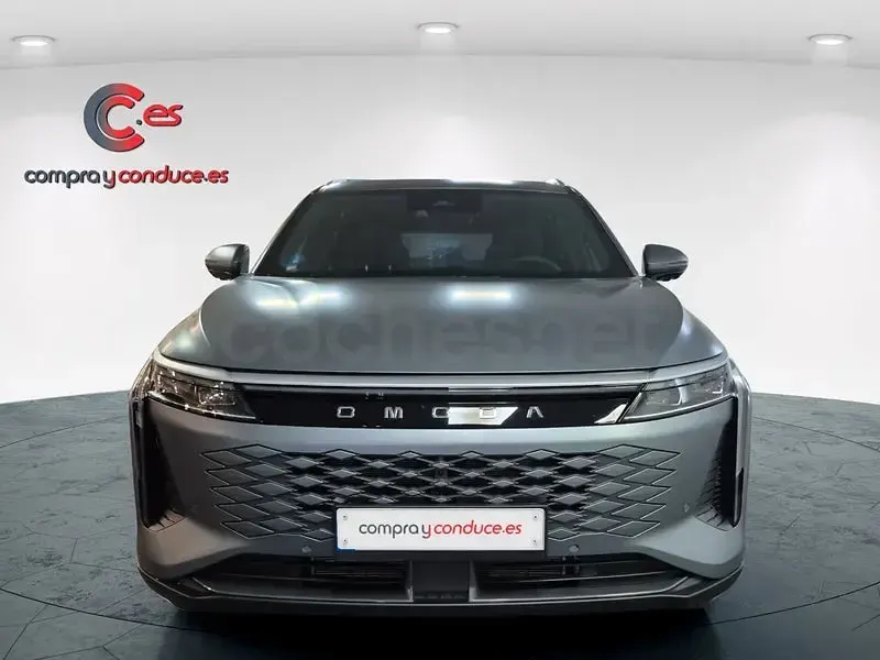 Usado Omoda 9 537 CV (394 kW) 2026 Gris / plata SUV