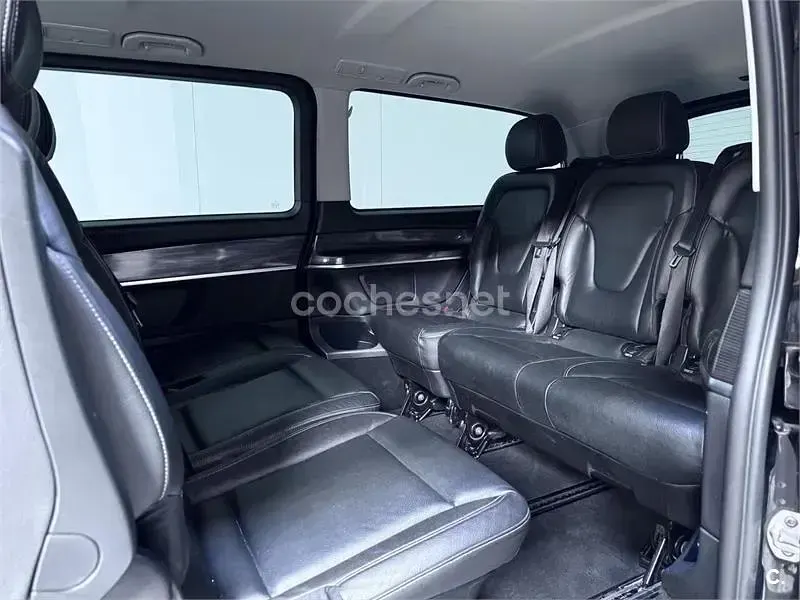 Usado Mercedes V250 204 CV (150 kW) 2019 Negro Monovolumen