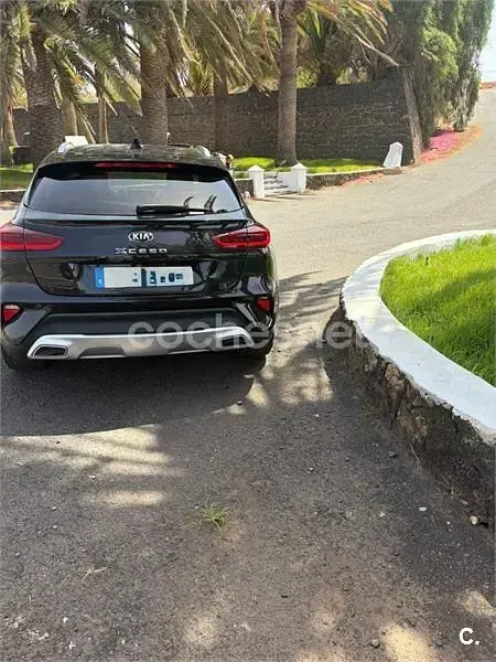 Usado Kia XCeed 120 CV (88 kW) 2021 Negro SUV