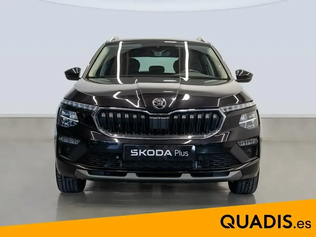 Usado Skoda Kamiq Selection 116 CV (85 kW) 2025 Negro SUV