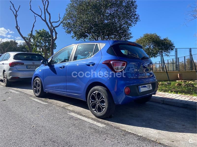 Usado Hyundai i10 66 CV (48 kW) 2019 Azul Utilitario