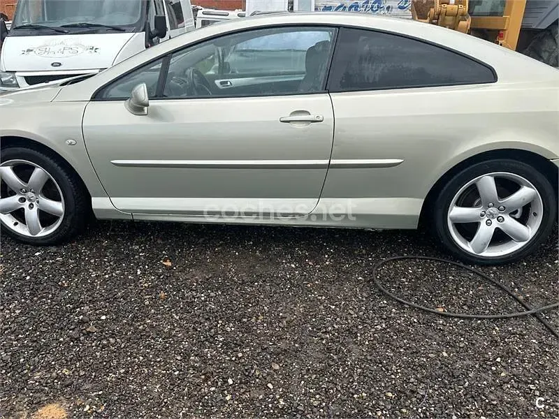 Usado Peugeot 407 Coupe 204 CV (150 kW) 2006 Blanco Coupe