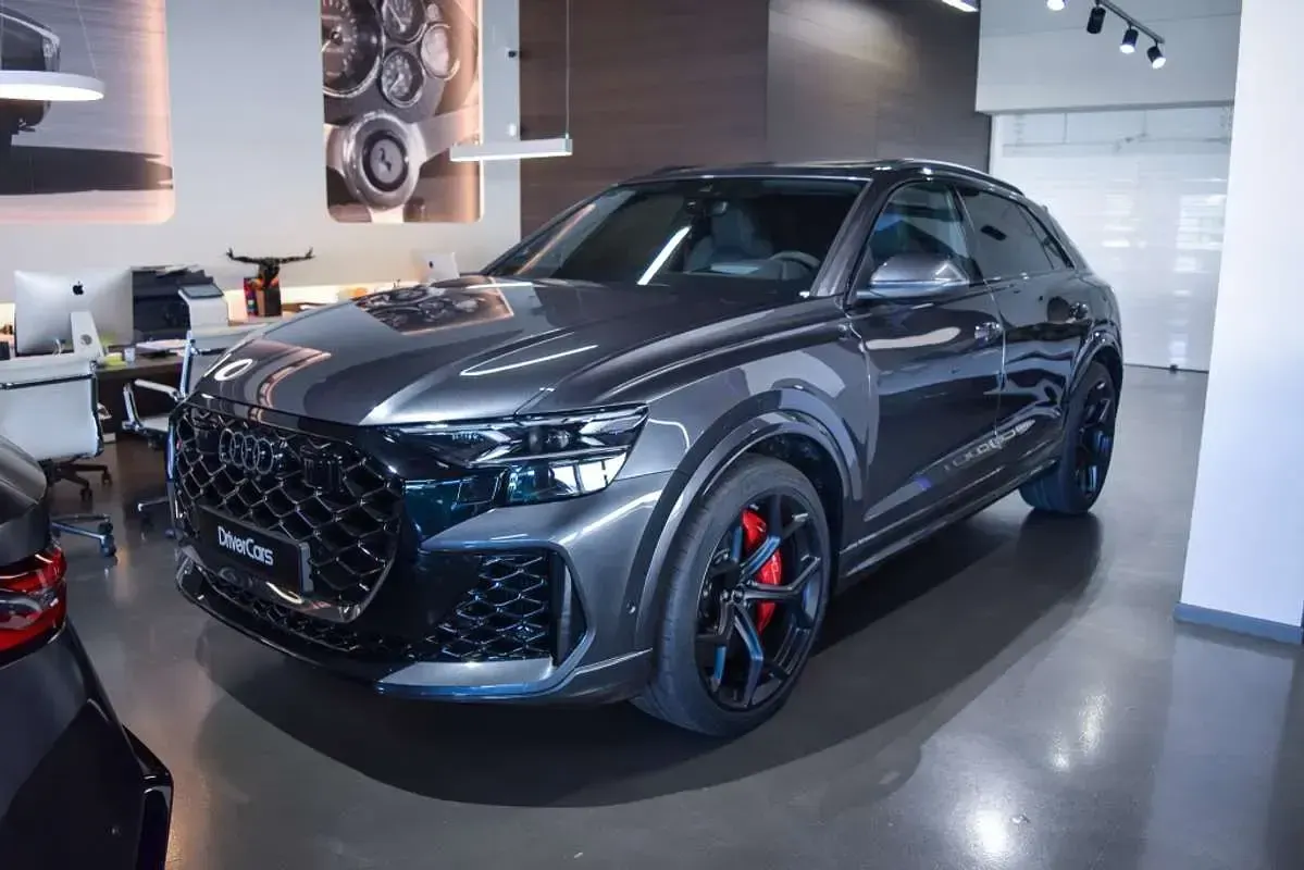 Nuevo Audi RS Q8 Performance 640 CV (470 kW) 2026 Gris SUV