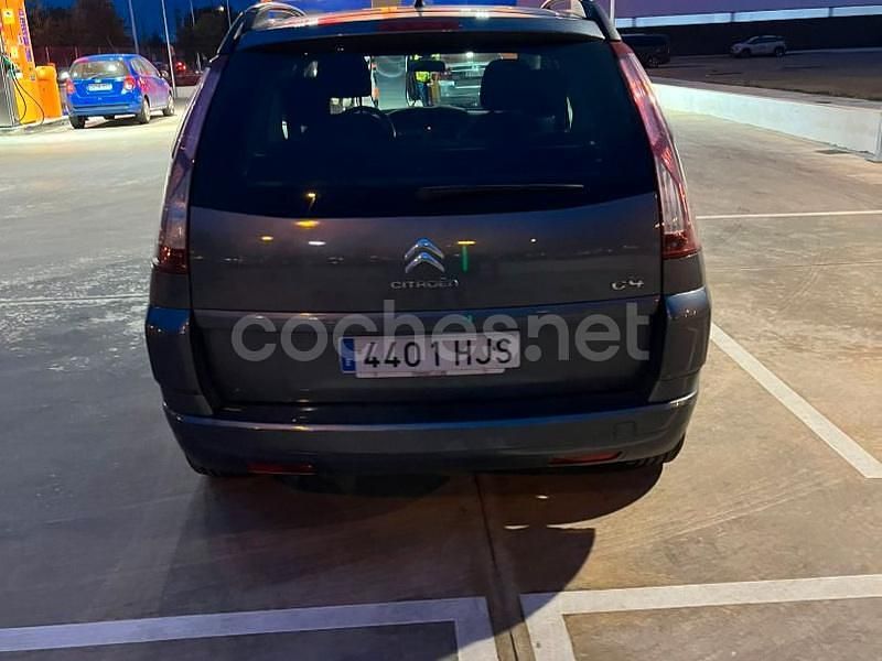 Usado Citroën Grand C4 Picasso Seduction 112 CV (82 kW) 2012 Gris / plata Monovolumen