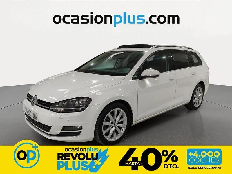 Usado VW Golf VII Sportline 110 CV (80 kW) 2015 Blanco Familiar