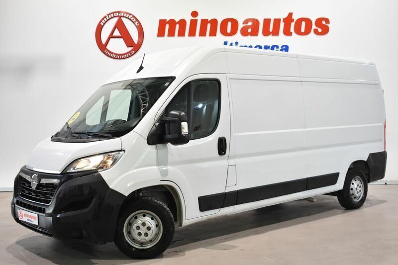 Blanco Usado 2022 Opel Movano Edition Van | 18.990 € (Precio justo) - Imagen 1/4